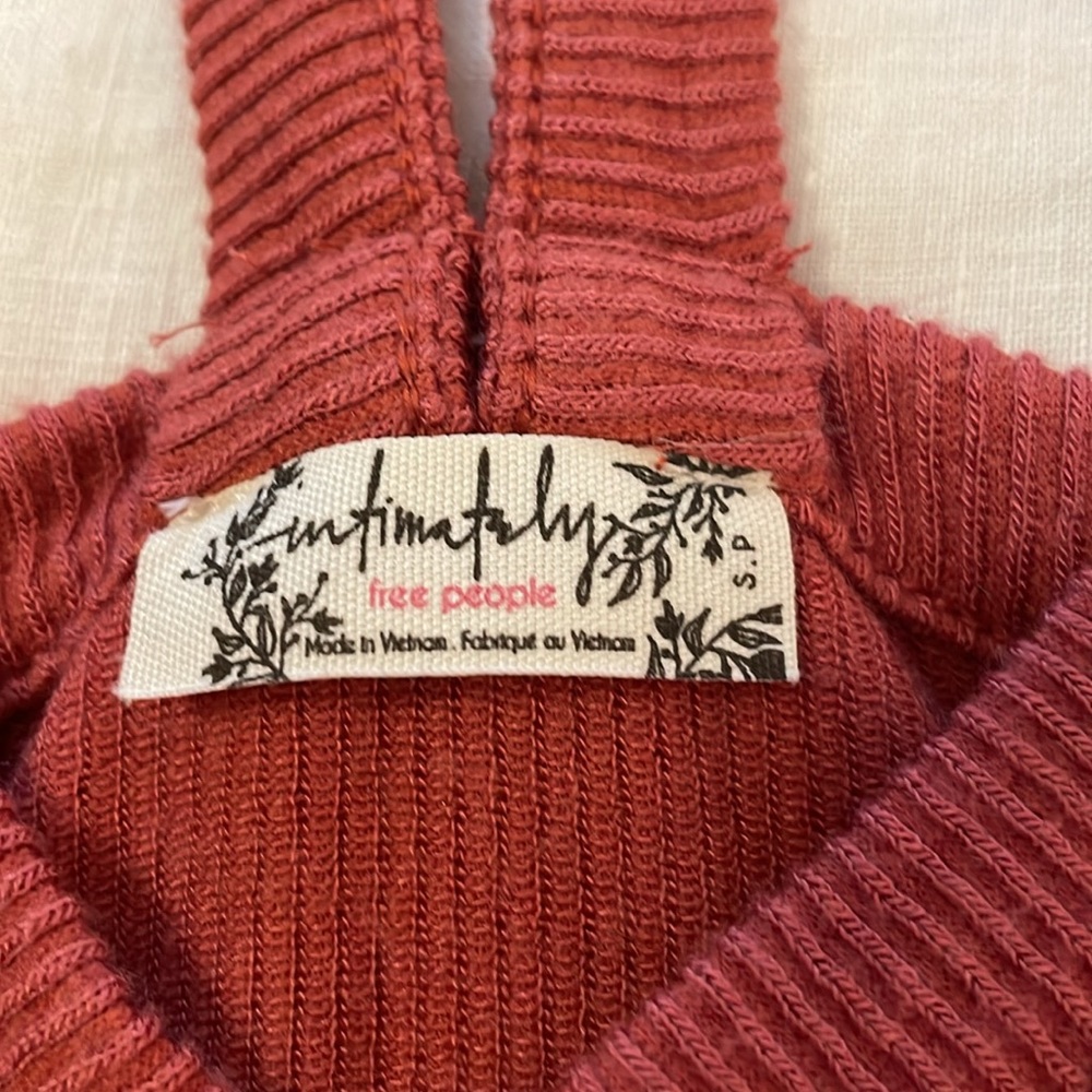FREE PEOPLE that easy tank top - Picture 2 of 5